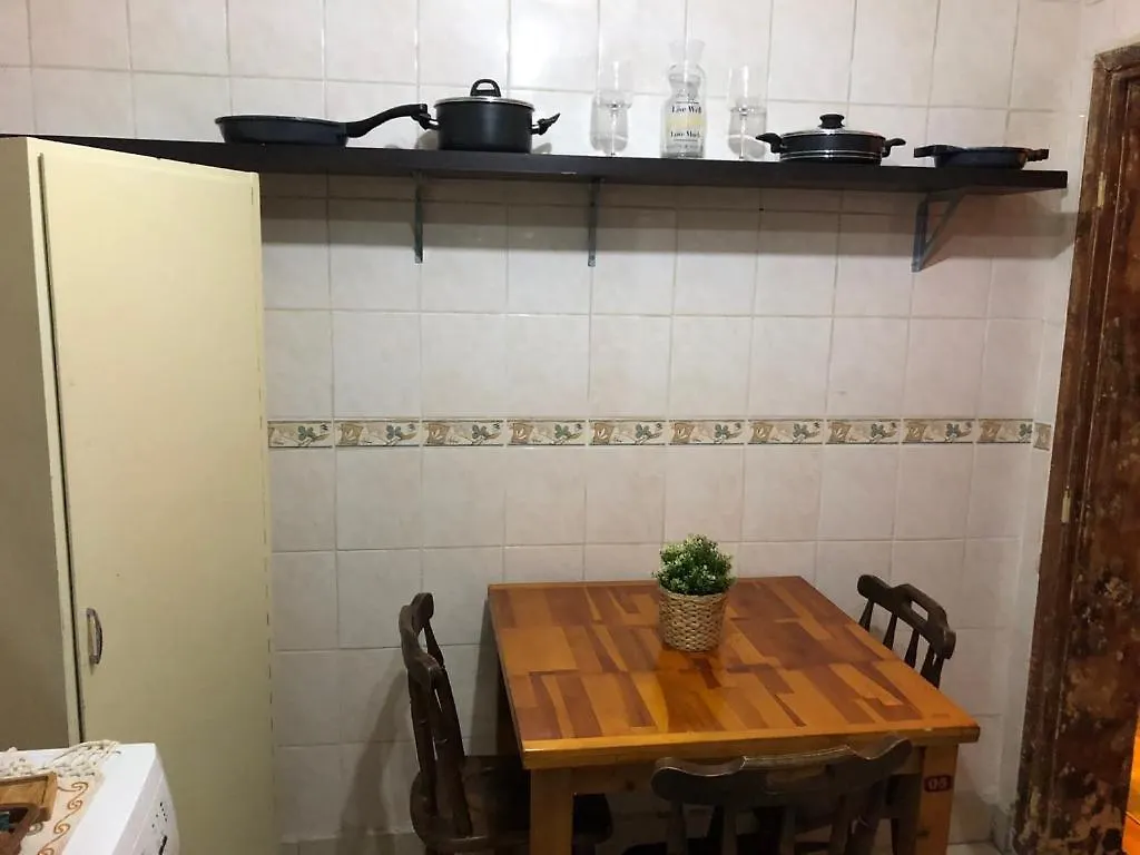 Apartman Kaleici Harika Konum Benzersiz Uygun Fiyat Giris Daire Antalya
