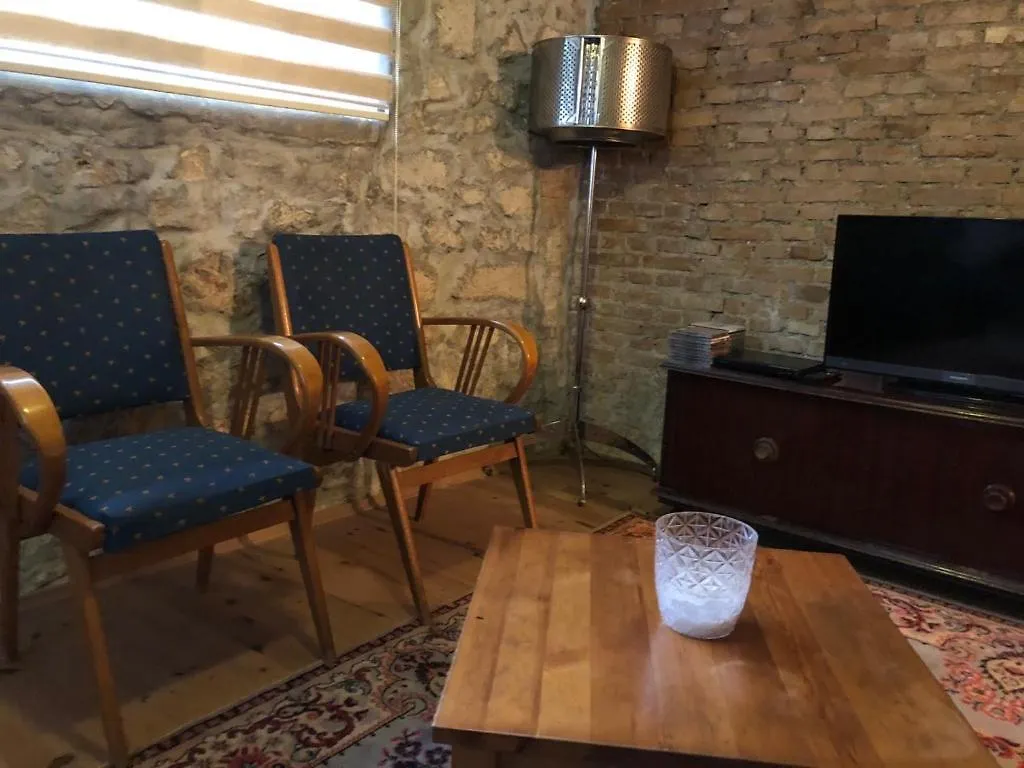 Apartman Kaleici Harika Konum Benzersiz Uygun Fiyat Giris Daire Antalya Törökország