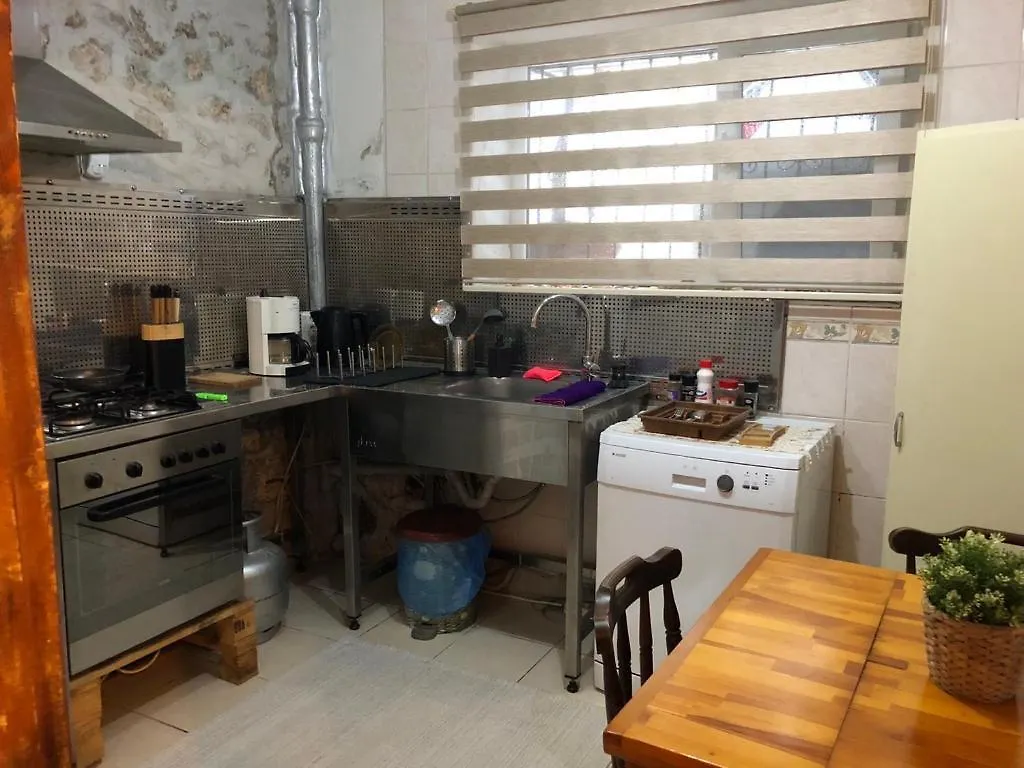 Kaleici Harika Konum Benzersiz Uygun Fiyat Giris Daire Antalya