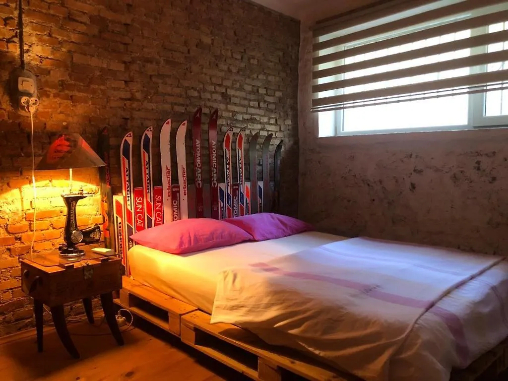 Apartman Kaleici Harika Konum Benzersiz Uygun Fiyat Giris Daire Antalya
